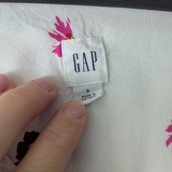 GAP White Pink Floral Blouse Lightweight Long Sleeves Split-Neck Top Size S - Picture 6 of 11